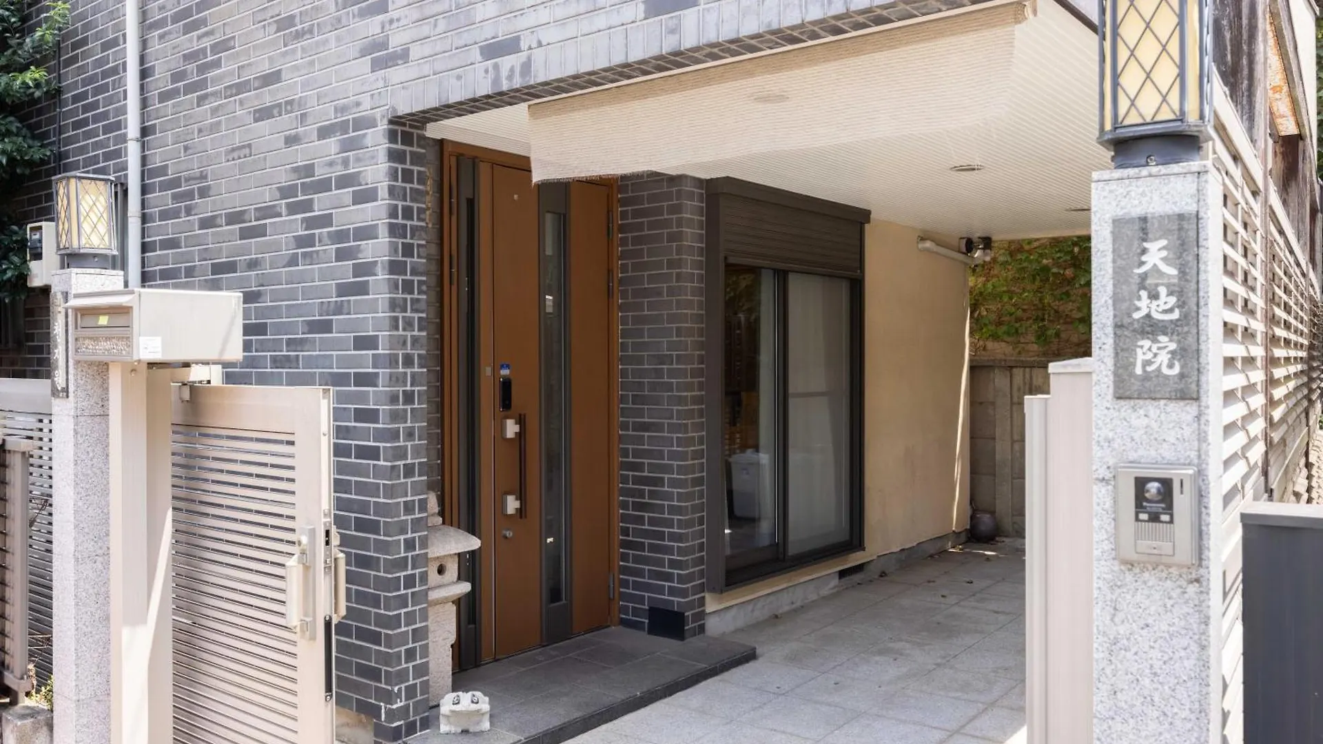 Buran House 新大久保駅から徒歩3分 Apartment Tokyo 0*,  Japan